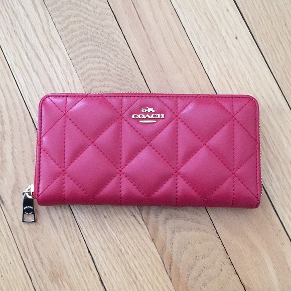 Coach Handbags - 🚫 SOLD 🚫 Coach quilted red leather wallet NWOT